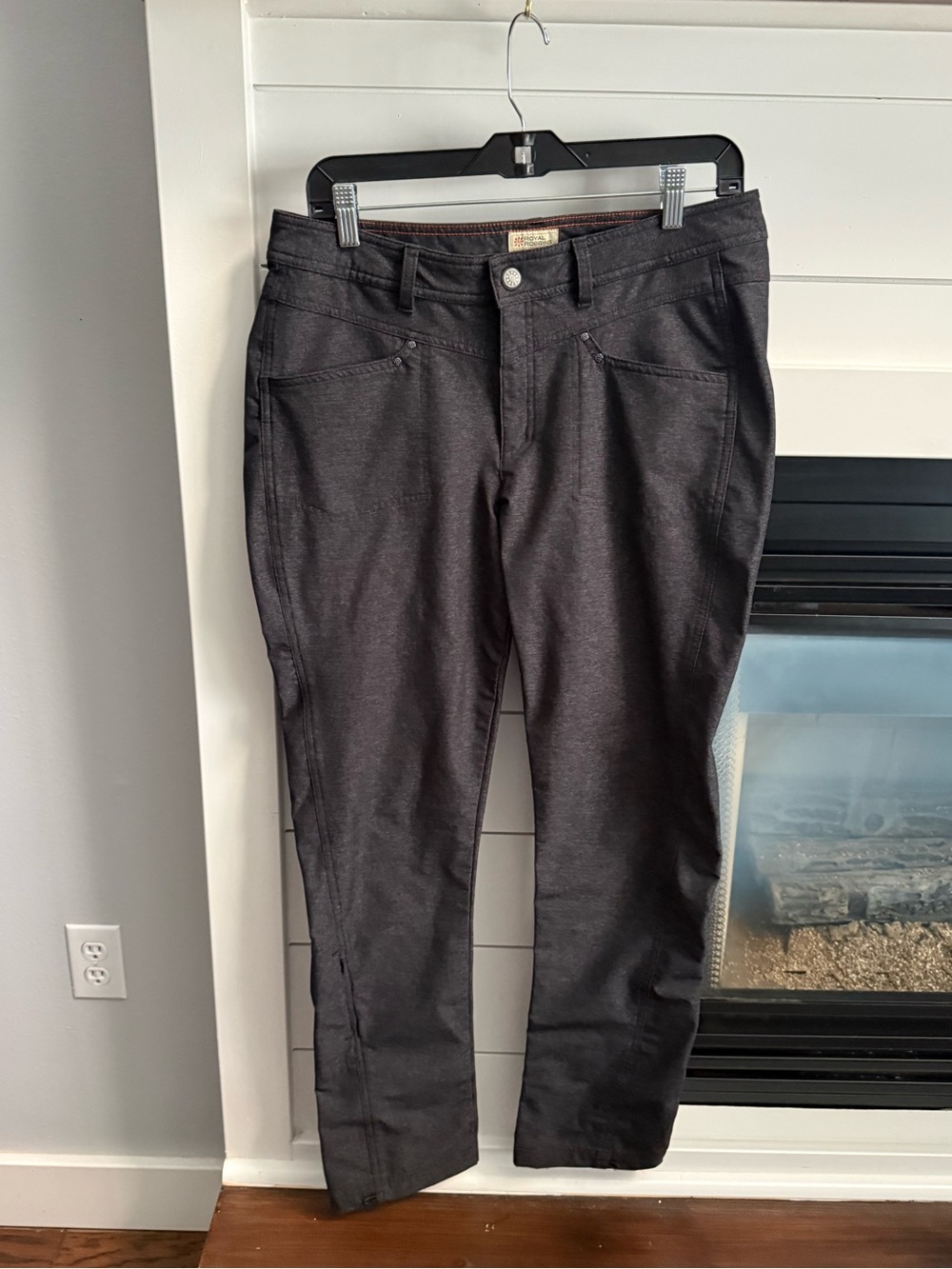 Royal Robbins Dark Gray Women's Pants for hiking and outdoors Sz 10
